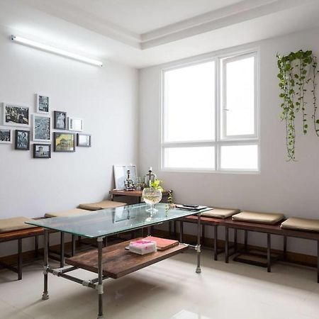 Sky Center Hostel Хошимин Экстерьер фото